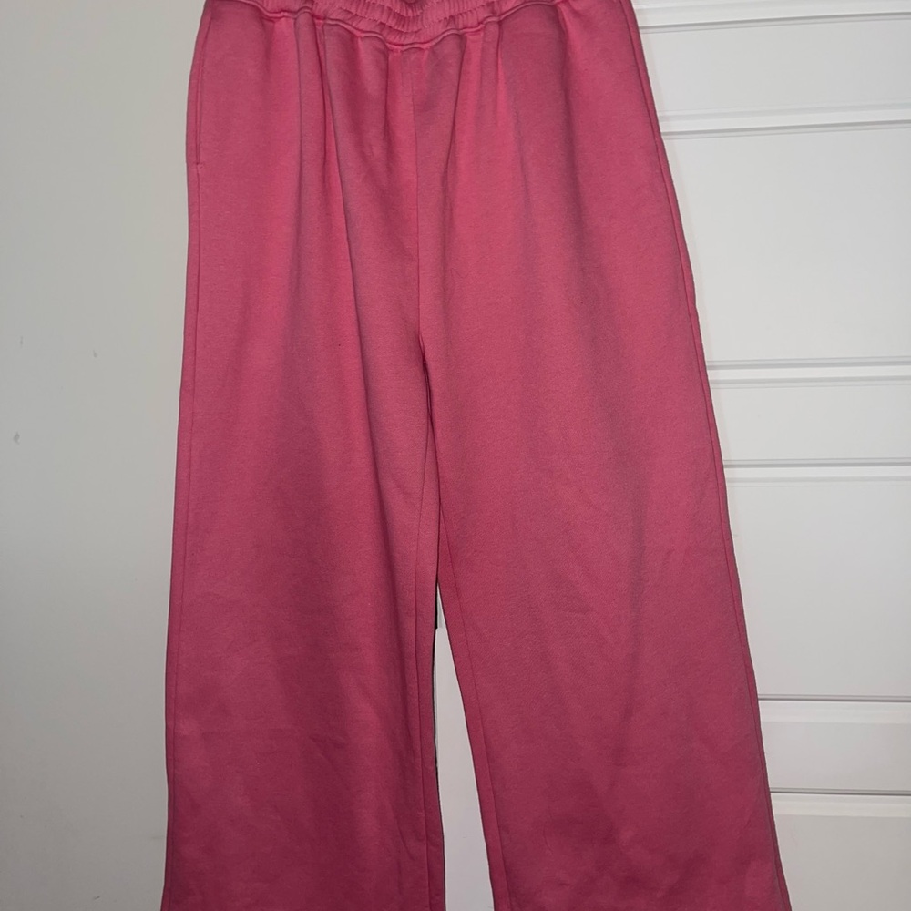 Amazon Women's Pink Joggers